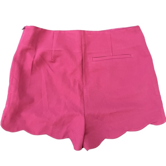 New with tags! ASOS berry color scallop hem shorts size 4 - Picture 4 of 5
